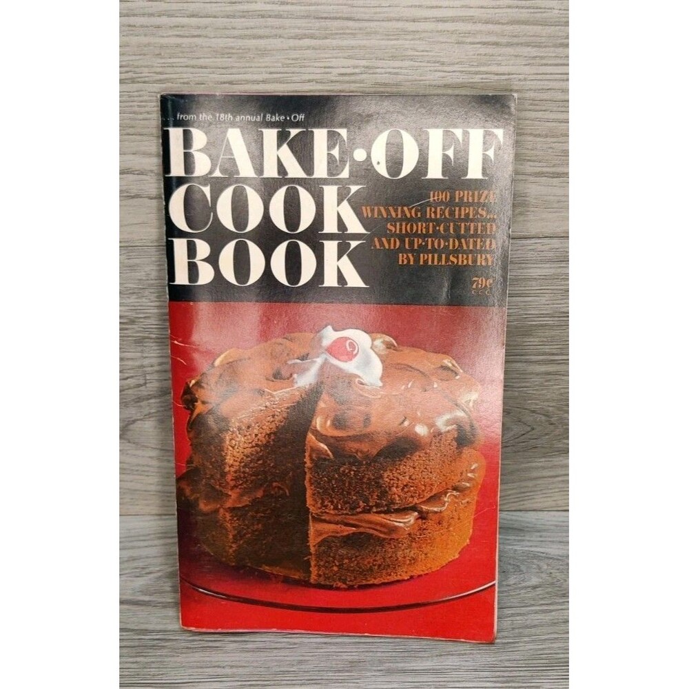 Vintage 1967 Pillsbury Bake-Off Cook Book 18th Annual Prize Winning Recipes